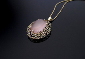 Ben Proctor rose quartz necklace resize