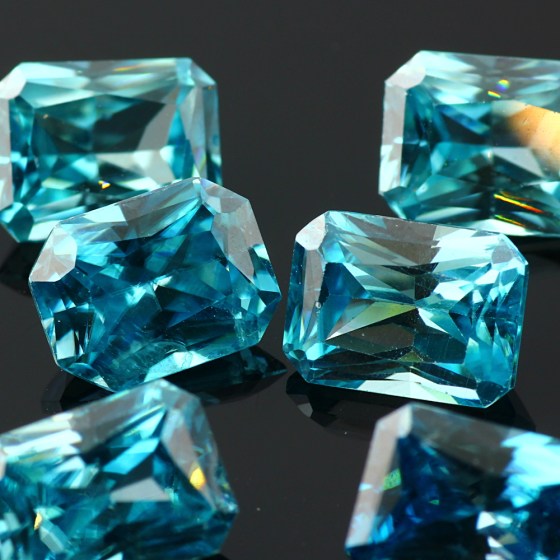 Joopy Gems Blue Zircon 9x7mm octagon