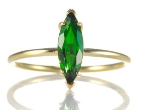 David J Thomas Tsavorite Garnet and 18k Gold Ring