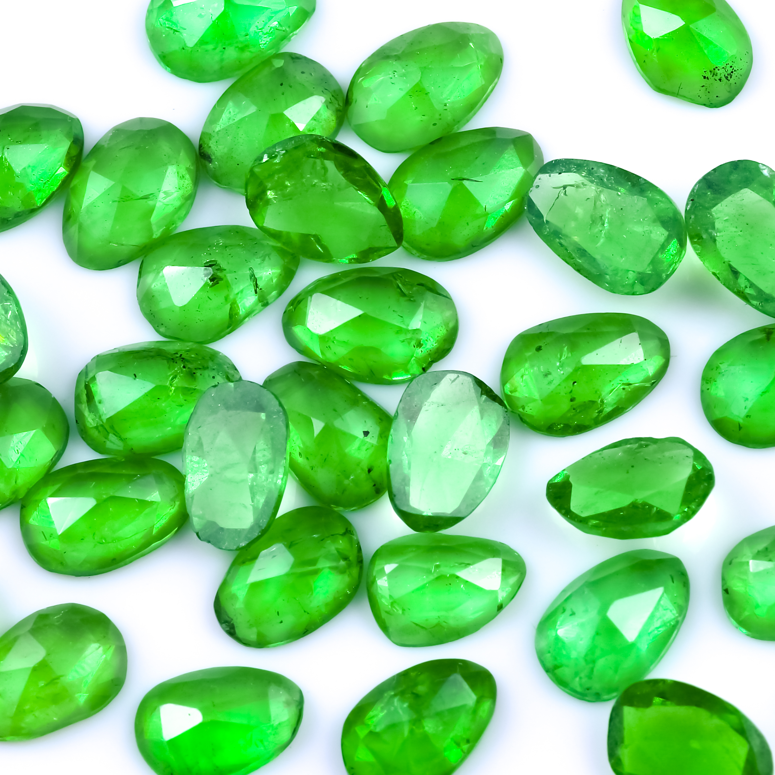 Joopy Gems Tsavorite Garnet 6x4mm Rose Cut Pear